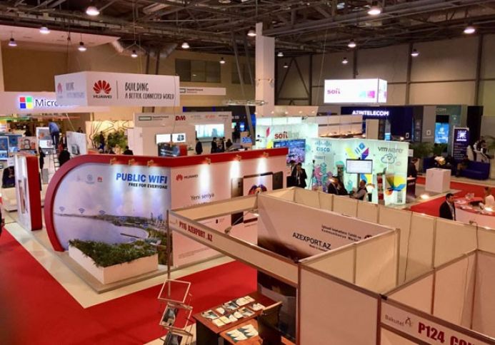 İlham Əliyev “Bakutel-2017” sərgisində