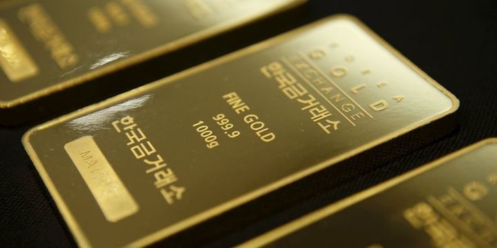 Qızıl bu ay 2.2 faiz bahalaşıb