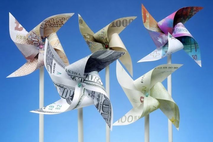 Məzənnələr açıqlandı - GÖZLƏR MƏRKƏZİ BANKDA