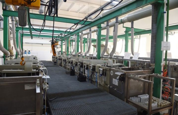 Prezident zavodu işə saldı