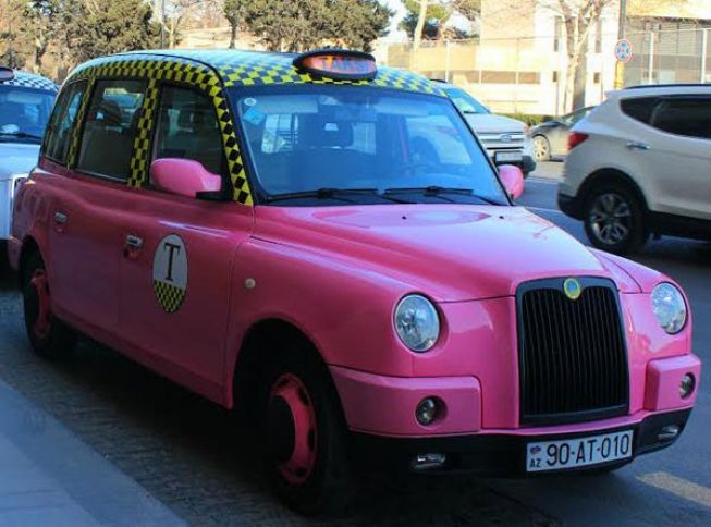 Bakıda qadınlar taksi sürəcək - Yeni avtomobillər