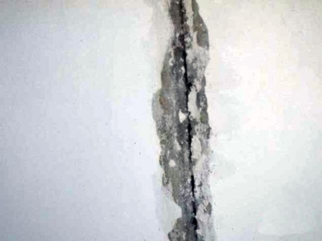 Evlər uçub, 1 nəfər xəsarət alıb