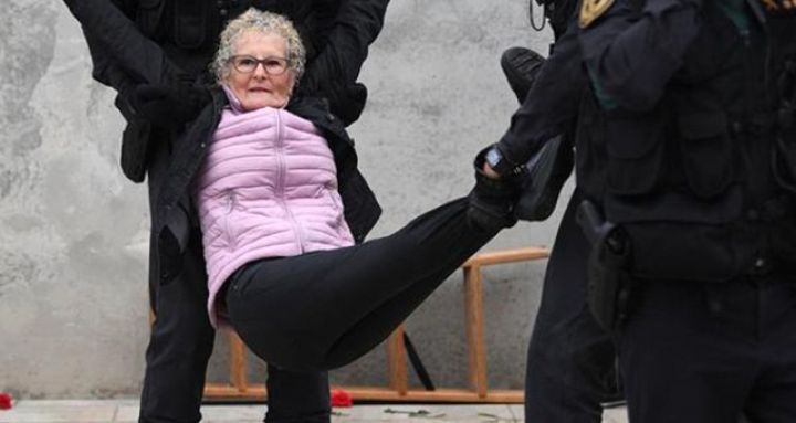 İspaniya bölünür, Avropa qorxu içində