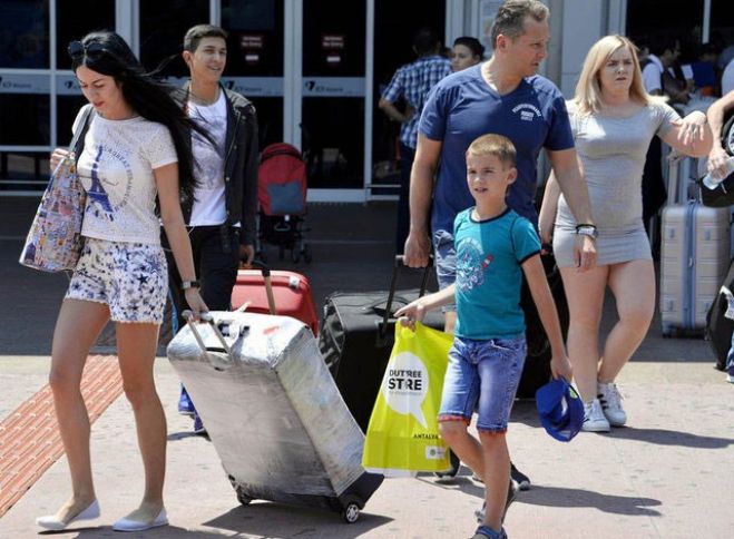 Turistlərin Azərbaycanda xərclədiyi pulun məbləği açıqlandı