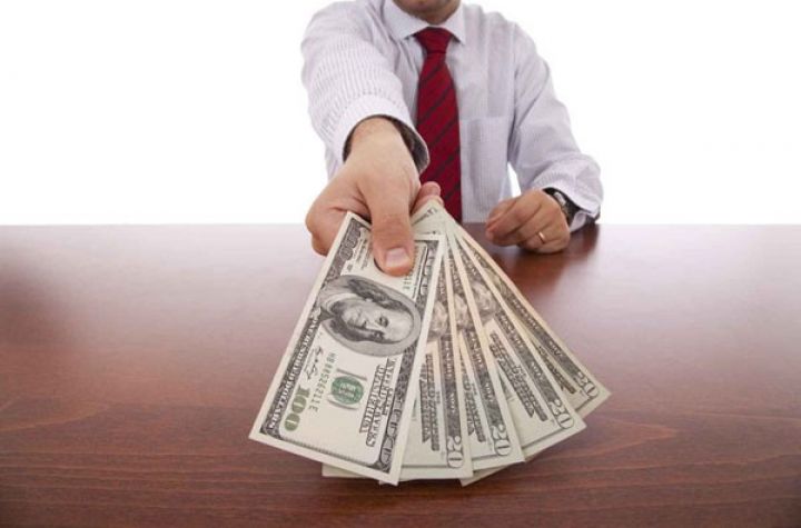 Banklarda Dollar və Avronun alış-satış qiymətləri - SİYAHI