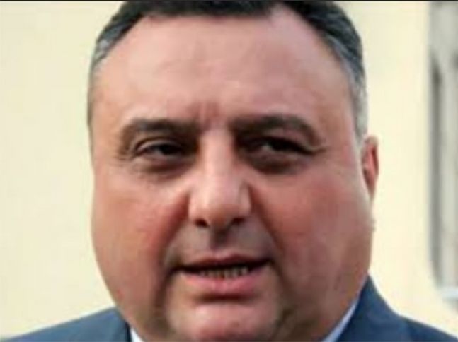 Eldar Mahmudovun məhkəməsi başladı