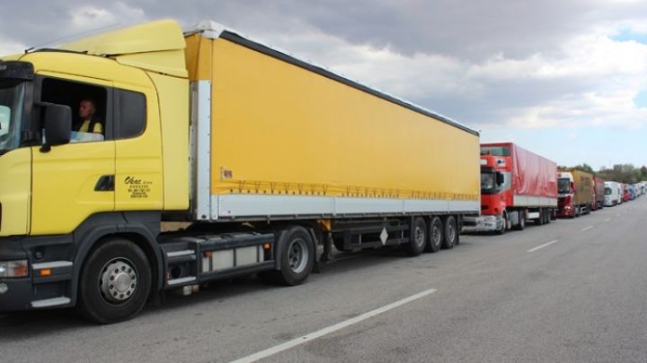 73 tona yaxın meyvənin Rusiyaya ixracına qadağa qoyulub