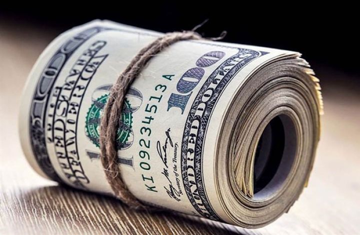 Banklarda dollar ya satılmır, ya da limit mövcuddur