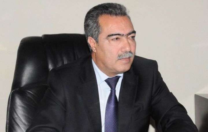 "Sosial şəbəkələr media deyil"