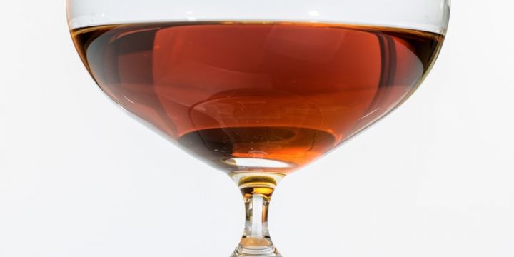 Azərbaycanda tütün və içki istehsalı artır