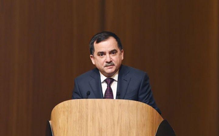 Bu şirkət istixanalara təxminən 100 milyon manat yatırır