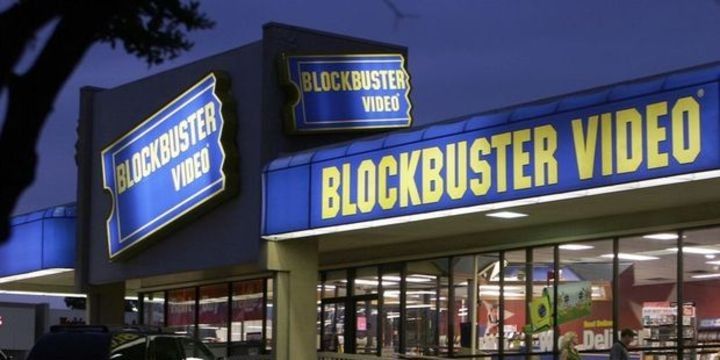 9 mindən çox mağazasından 1-i qaldı - GÜLDÜKLƏRİ RƏQİBİ SONUNA ÇIXDI