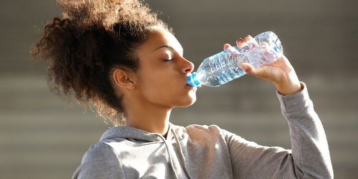 Böyük markaların sularında plastik maddələr tapıldı