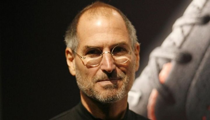 Stiv Jobsun CV-si 174 min dollara satıldı