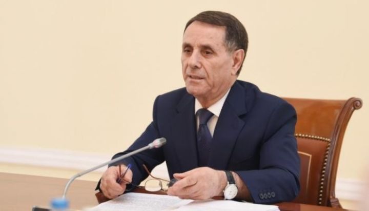 Novruz Məmmədov Nazirlər Kabinetinin iki şöbə müdirini işdən çıxarıb