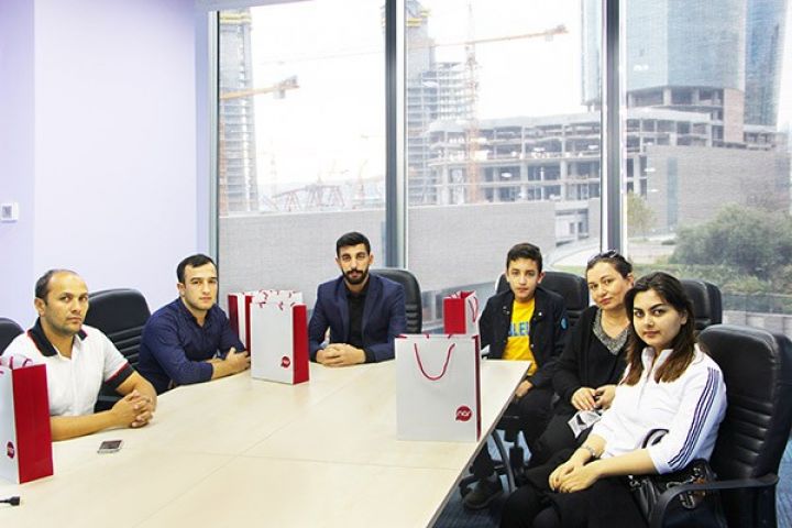 “Nar”-ın Bilik Günü müsabiqəsində iştirak edənlər hədiyyələr qazandı 