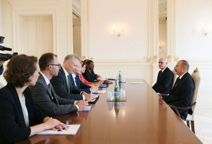 Prezident Avropa Bankının vitse-prezidentini qəbul edib - YENİLƏNİB