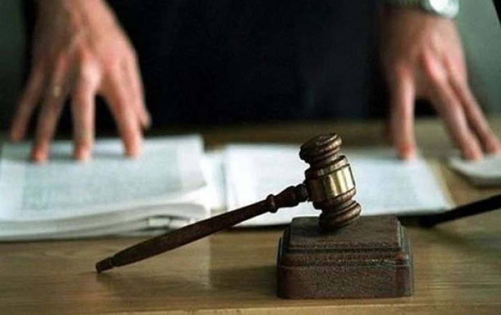 Mənimsəmədə təqsirləndirilən bank vəzifəlilərinə şərti cəza verildi 