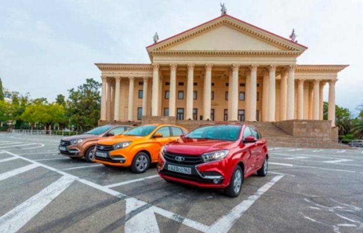 Lada, Avropaya ixracını dayandırmaq qərarı verib