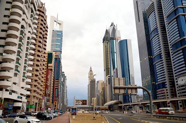 Azərbaycanlılar bu şəhərdə 4 gecə qalırlar 