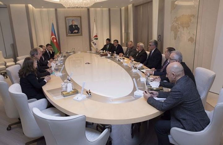 Xəzərdə ən dərin quyu qazılıb 