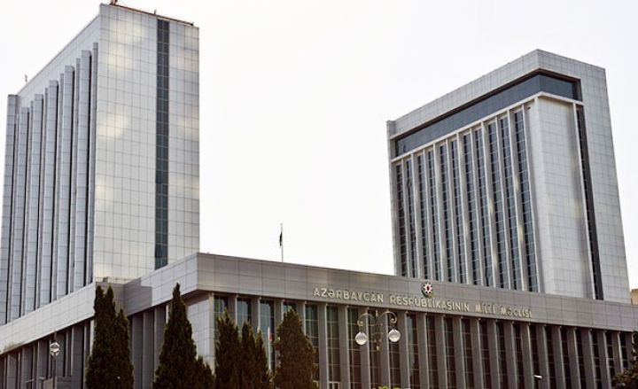 İri mebel şirkətinin və kredit təşkilatının səhmdarı deputat ola bilər