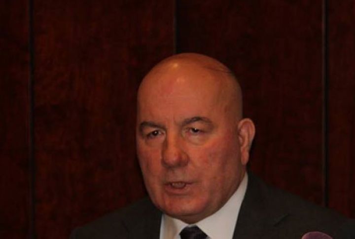 Mərkəzi Bank uçot dərəcəsini endirir, bəs kredit faizləri nə üçün düşmür?