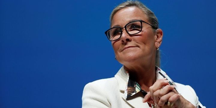 "Apple"da istefa - ən yüksək maaşlı rəhbərlərdən biri idi