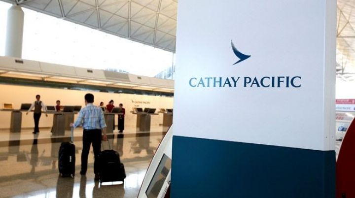 Səhv bilet satışı hava yolu şirkətinə baha başa gəldi