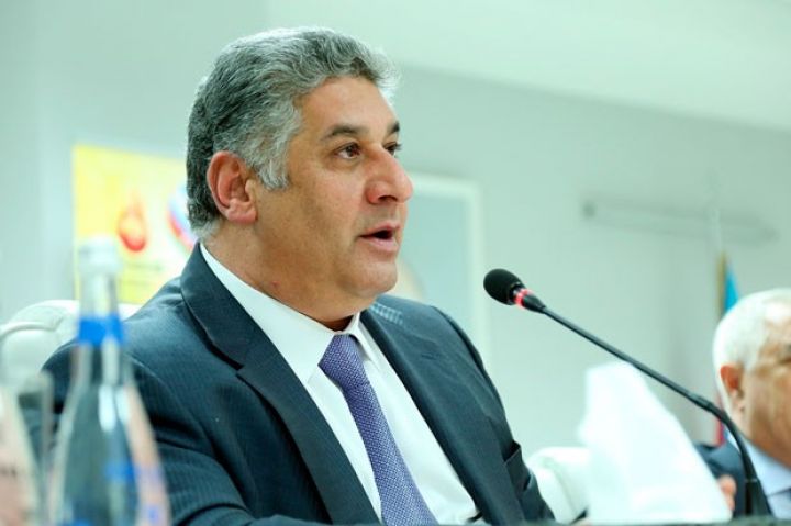 "Azərbaycana gələn hər bir idmançı 90 avro pul ödəyir"