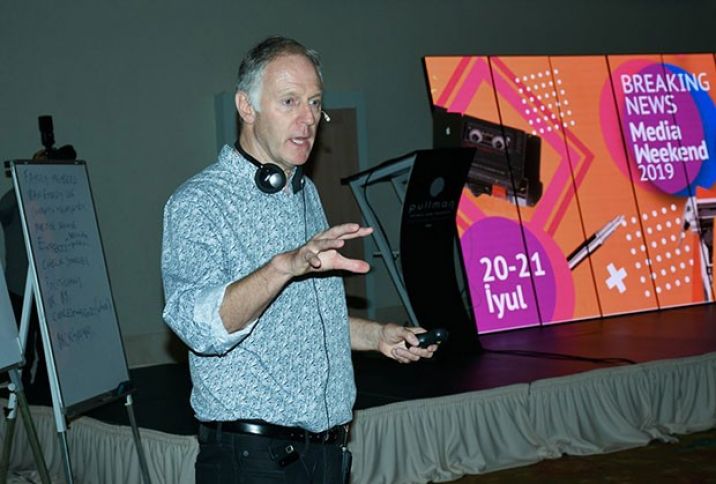 “Gilan Holding” mətbuat işçilərini fərqli üslubda təbrik edib