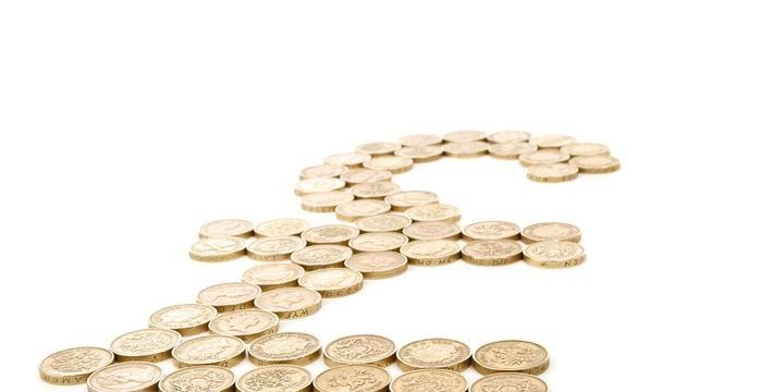 Sterlinq May-ın istefasından sonra bahalaşıb