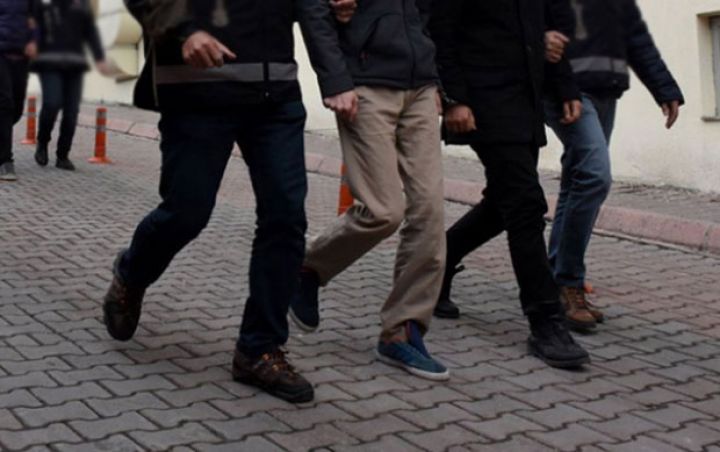 Nazirliyin vəzifəli şəxslərinin həbsi ilə bağlı RƏSMİ AÇIQLAMA