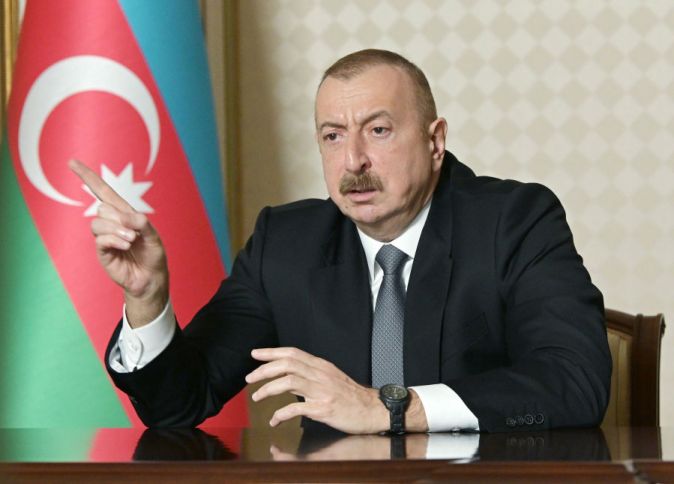 "İcra başçısına yaxın olan sahibkarlara su verilir"