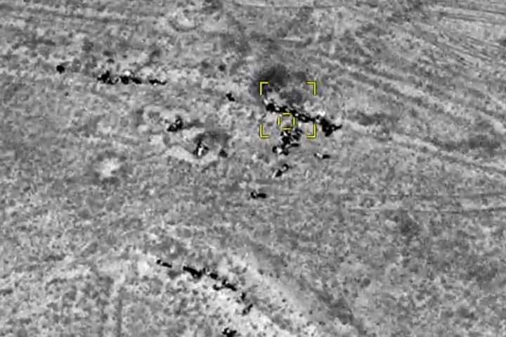 Gecə ərzində gərgin döyüşlər davam edib - VİDEO