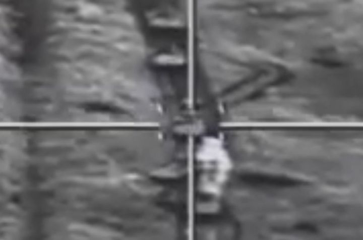 Azərbaycan Ordusu düşmənə qarşı yüksək dəqiqlikli silah növünü tətbiq edir – VİDEO