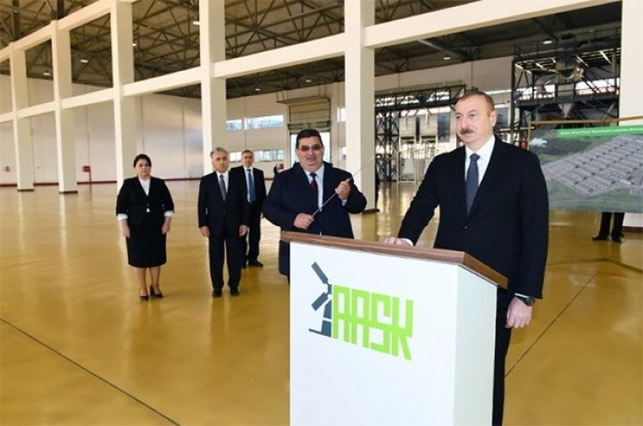 Prezident Aqrar Sənaye Kompleksinin açılışında 