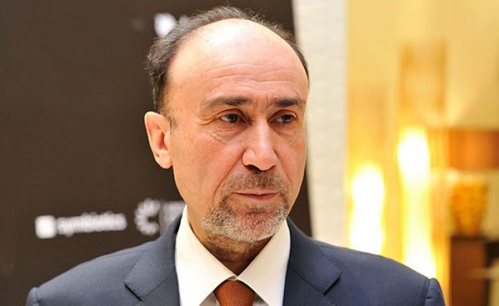 “Banklarda dollar satışına məhdudiyyət tətbiq edilmir” - AÇIQLAMA