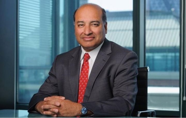 AYİB prezidenti vəzifəsini tərk etdi