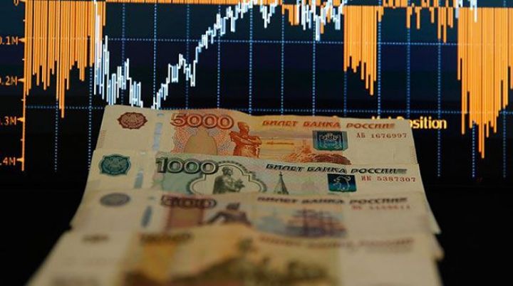 Rusiya banklarının xalis mənfəəti rekord aşağı səviyyəyə geriləyib