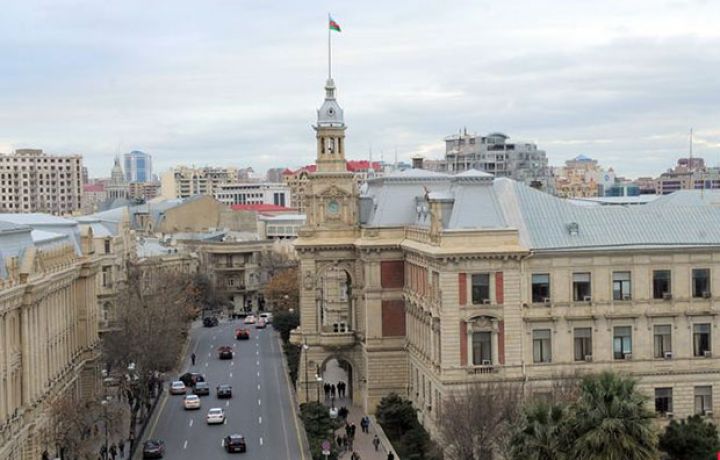 Bakı İcra başçısının tabeliyindəki şirkətdən 13 milyon manatlıq sifarişlər