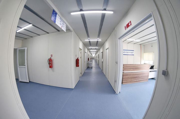 Yeni tikilən modul tipli xəstəxana üçün həkimlər axtarılır