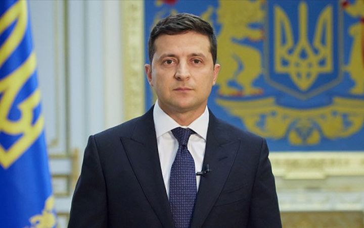 Zelenski ukraynalıları Türkiyədə dincəlməyə çağırdı