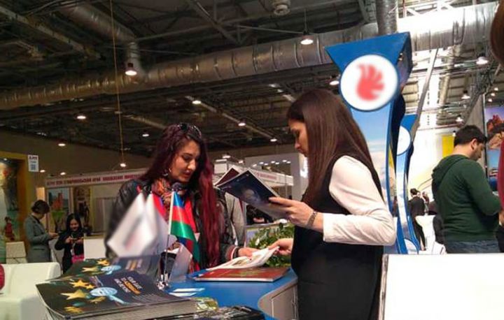 Oktyabr ayında payız sərgi mövsümü öz işinə başlayır