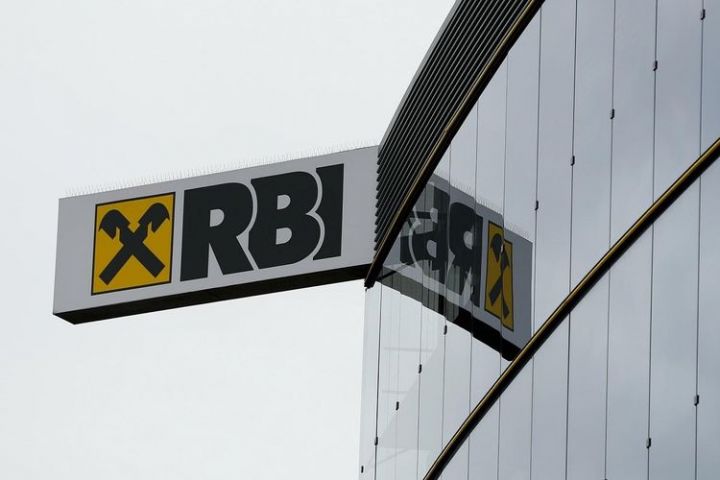 "Raiffeisen" Çexiyanın "Equa bank"ını alır