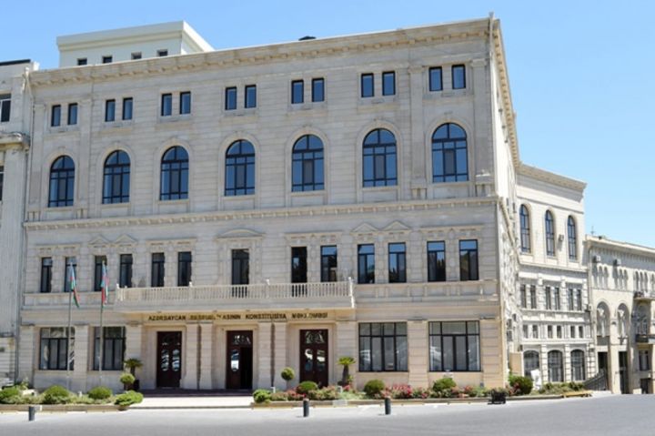 Konstitusiya Məhkəməsi Plenumu xarici valyuta üçün iclas keçirəcək