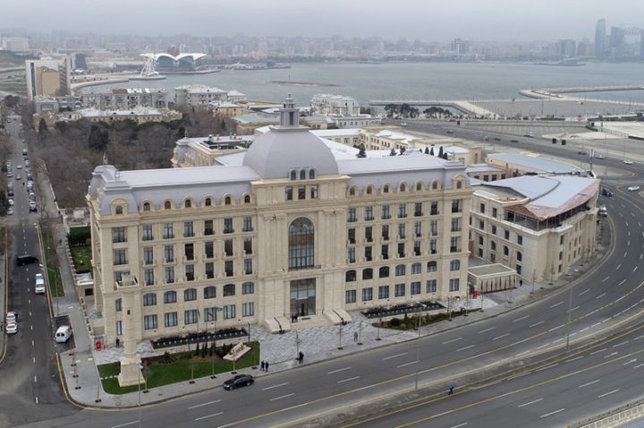 “Xəzər Dəniz Gəmiçiliyi” istiqraz ilə 100 milyon dollar borc almasının məqsədini açıqladı