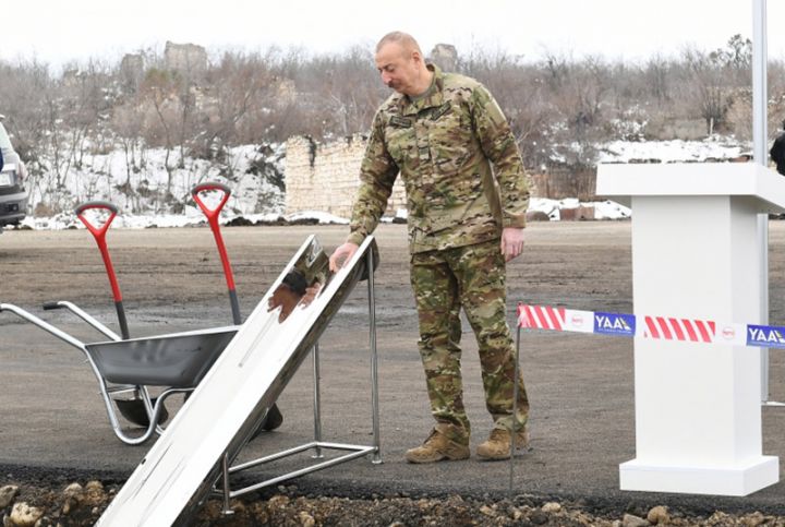 Qarabağda 2 avtomobil yolunun təməli qoyulub - PREZİDENTİN ÇIXIŞI