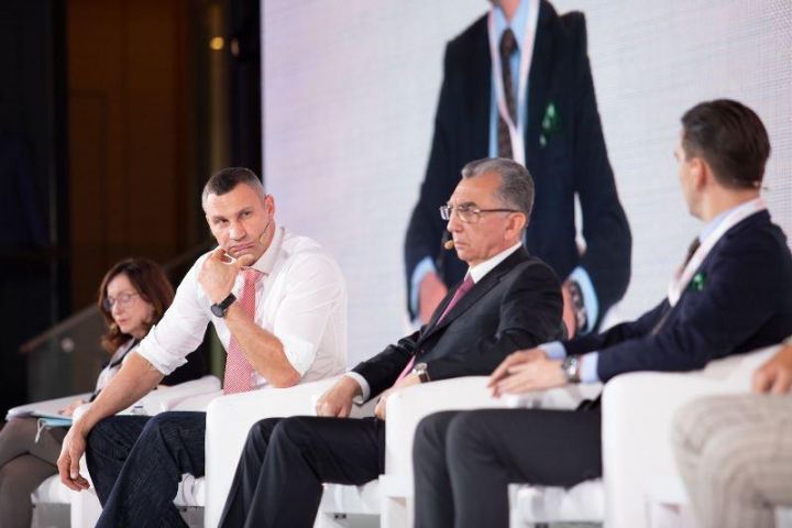 Bakının İcra başçısı İnvestisiya Forumunda iştirak edib