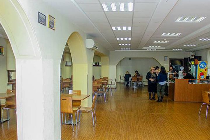 Məktəblərdə bufetlərə dair yeni tələblər müəyyənləşib